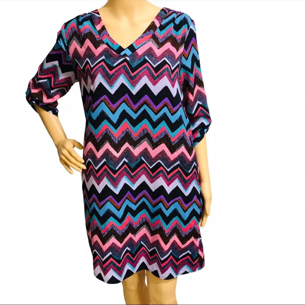 Skies Are Blue Multicolor Chevrons Print 3/4 Sleeve Lining V-Neck Dress Sz M